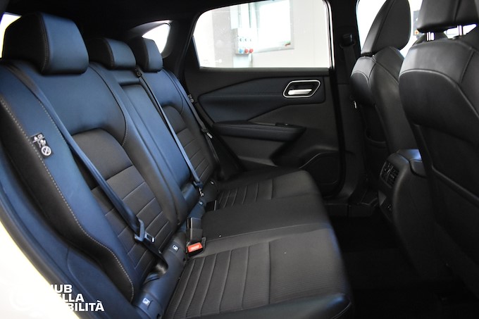 NISSAN Qashqai MHEV 140 CV Tekna